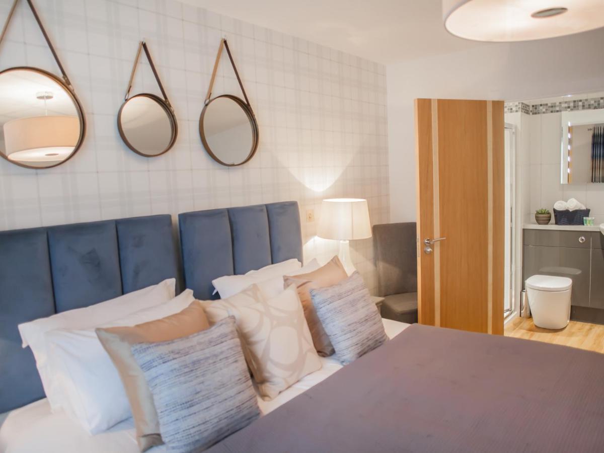 Henge House, Bluestone Apartment Bath Esterno foto